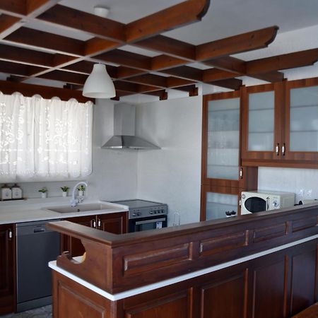 Antorina Beachfront Villas With Private Pools Kamari  Exteriér fotografie