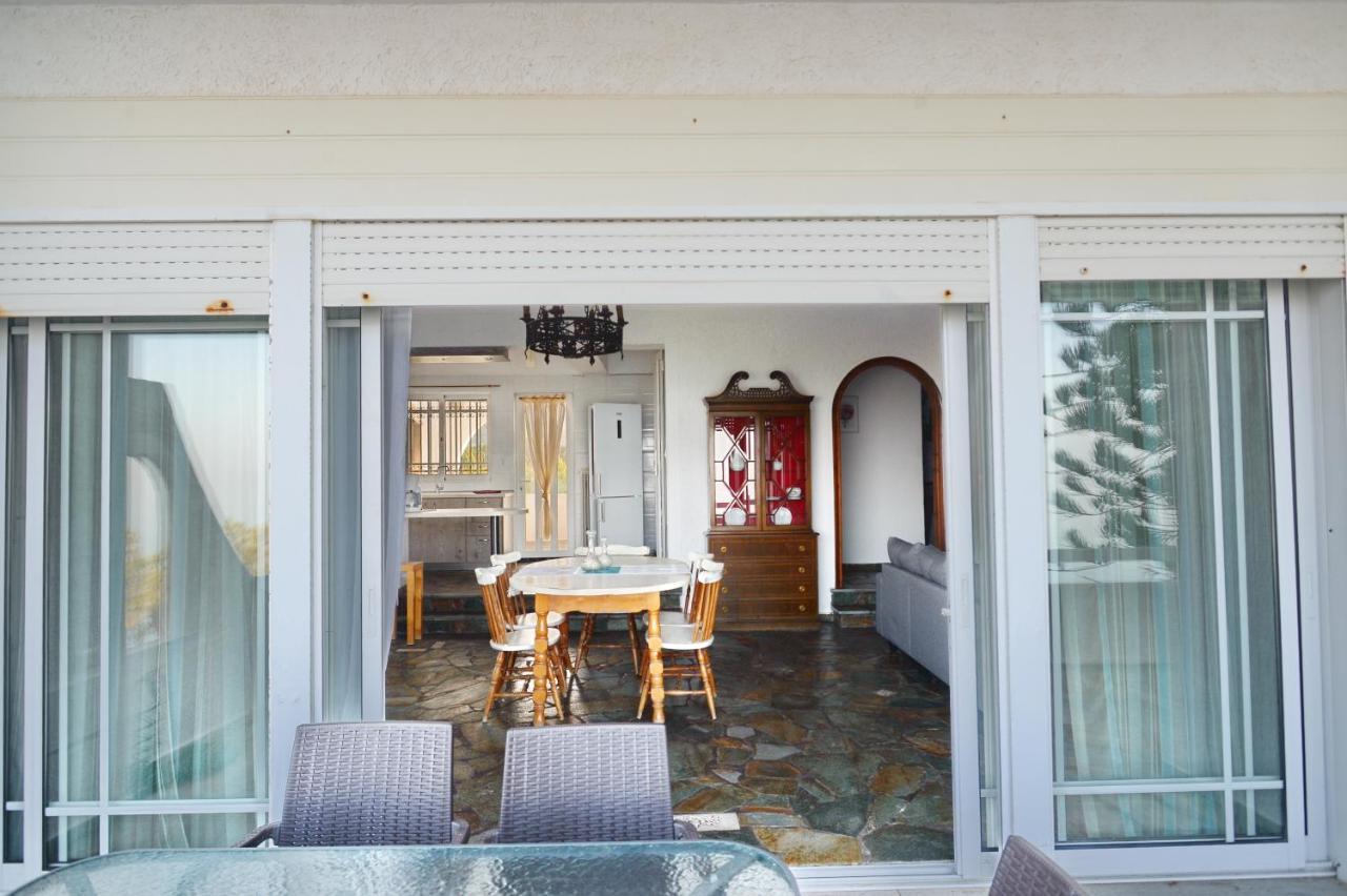 Antorina Beachfront Villas With Private Pools Kamari  Exteriér fotografie