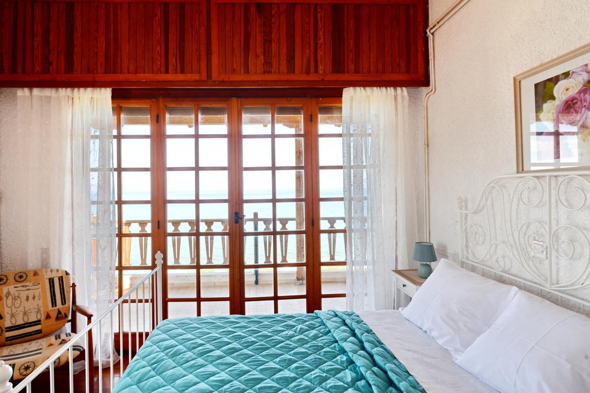 Antorina Beachfront Villas With Private Pools Kamari  Exteriér fotografie